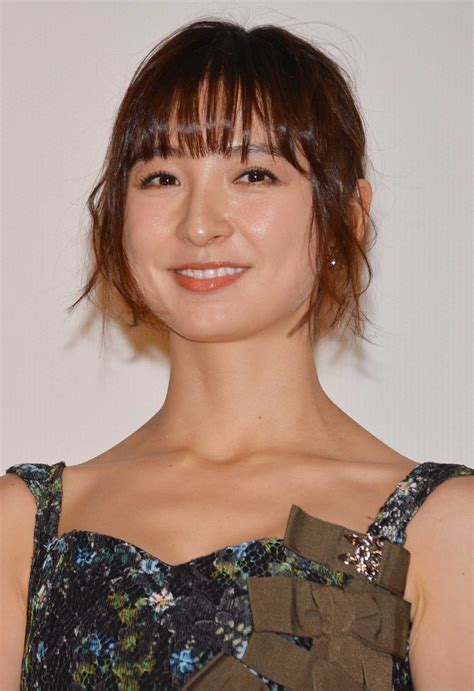 篠田麻里子